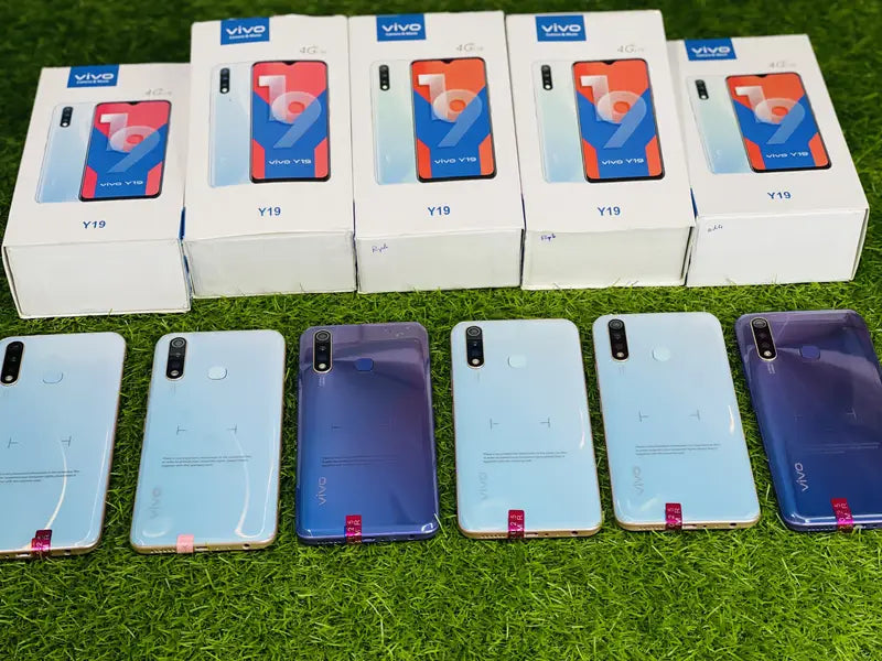 Vivo Y19 - 6.53 Inches IPS LCD Display - 8GB RAM - 256GB Storage - PTA Approved - Fingerprint Sensor - Helio P80 Processor - (Phone, Box & Charger ; Mix Color)