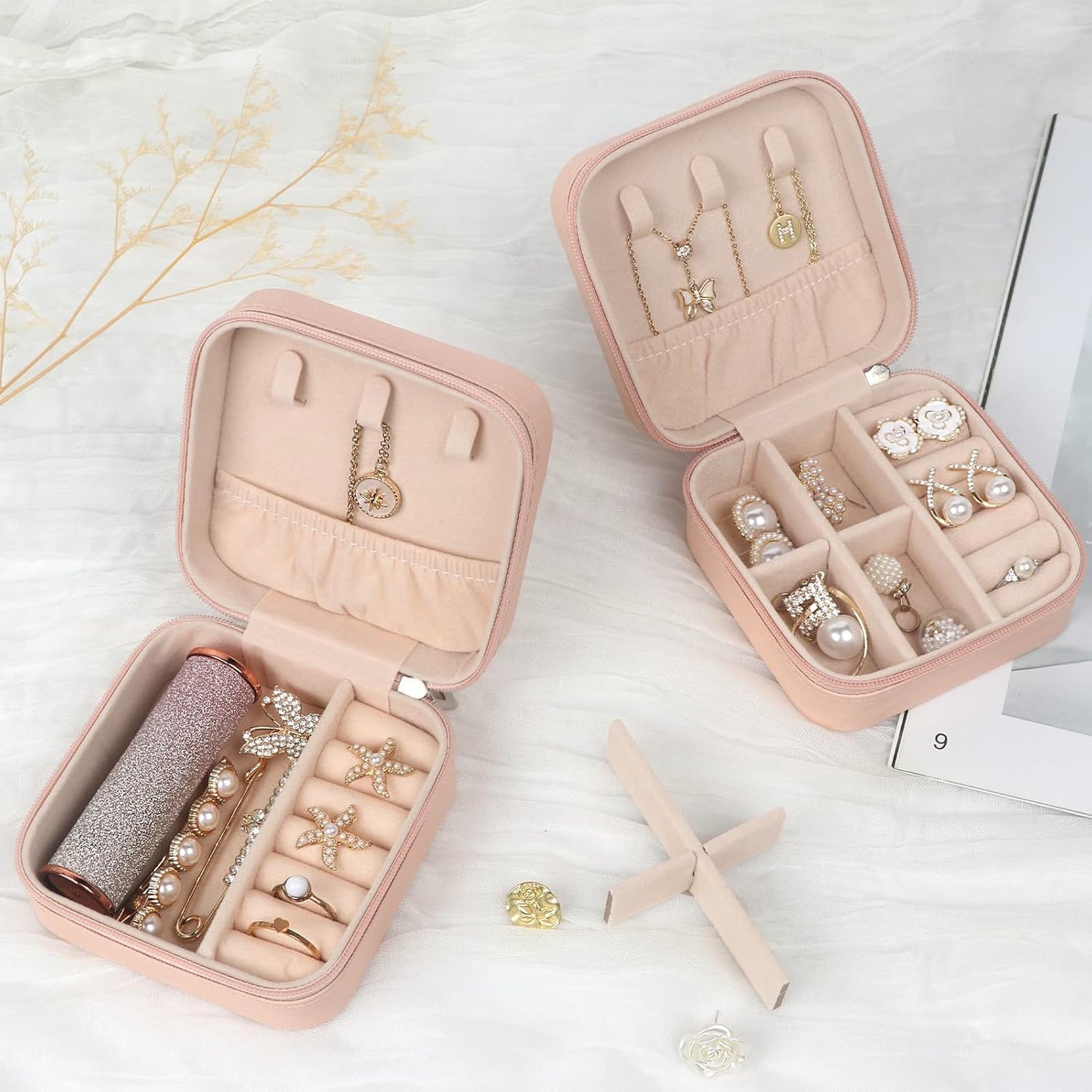 Jewelry Case - Small Jewelry Box - Jewelry Organizer - Storage Case Portable PU Leather - Mini Jewelry Travel Case for Girls Womens Earring, Necklace, Rings,Bracelets