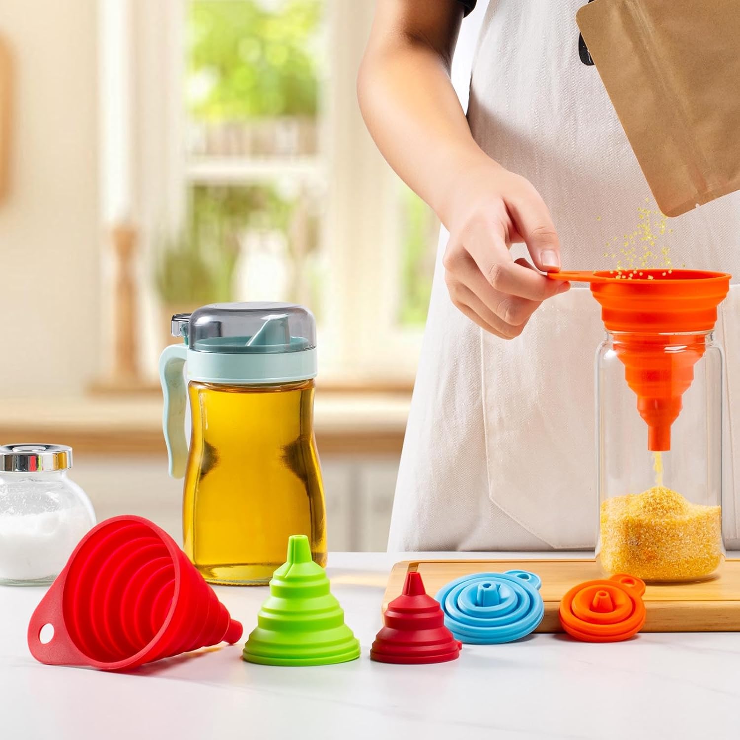 Kitchen Funnel - Food Grade Silicone Collapsible Funnel, Funnels for Kitchen Use Filling Bottles, Daily Cooking, and Water or Powder Transfer. (Multicolor)