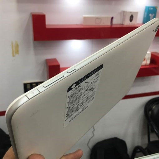Kyocera Qua Tab Qz10 ( KYT33) - 10.0" Inch Display - WiFi - 3GB Ram - 32GB Rom | 7 Days Checking warranty | Free Charger & Box