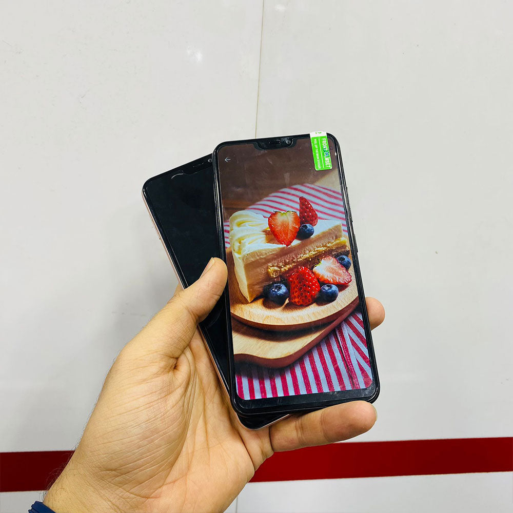 Vivo Y81 - 6.2" HD+ Display - 4GB RAM - 64GB ROM  - Dual Sim Approved - Front: 5MP / Rear: 13MP Camera With Free Charger